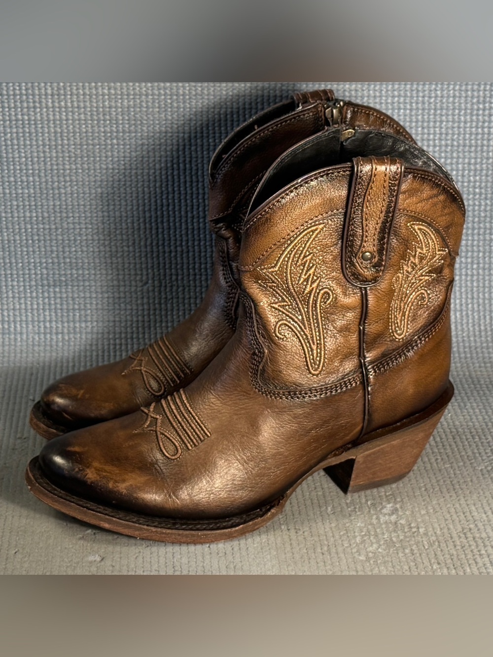 J.B. Dillon Brown Leather Western Heeled Boots - Picture 2 of 7